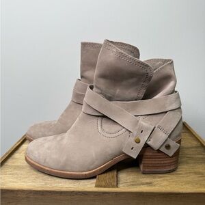 UGG ELORA ANTILOPE BOOTS - WOMEN'S